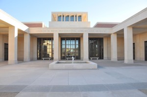 George W Bush Presidental Library (b), Dallas, TX - 2014-01-13