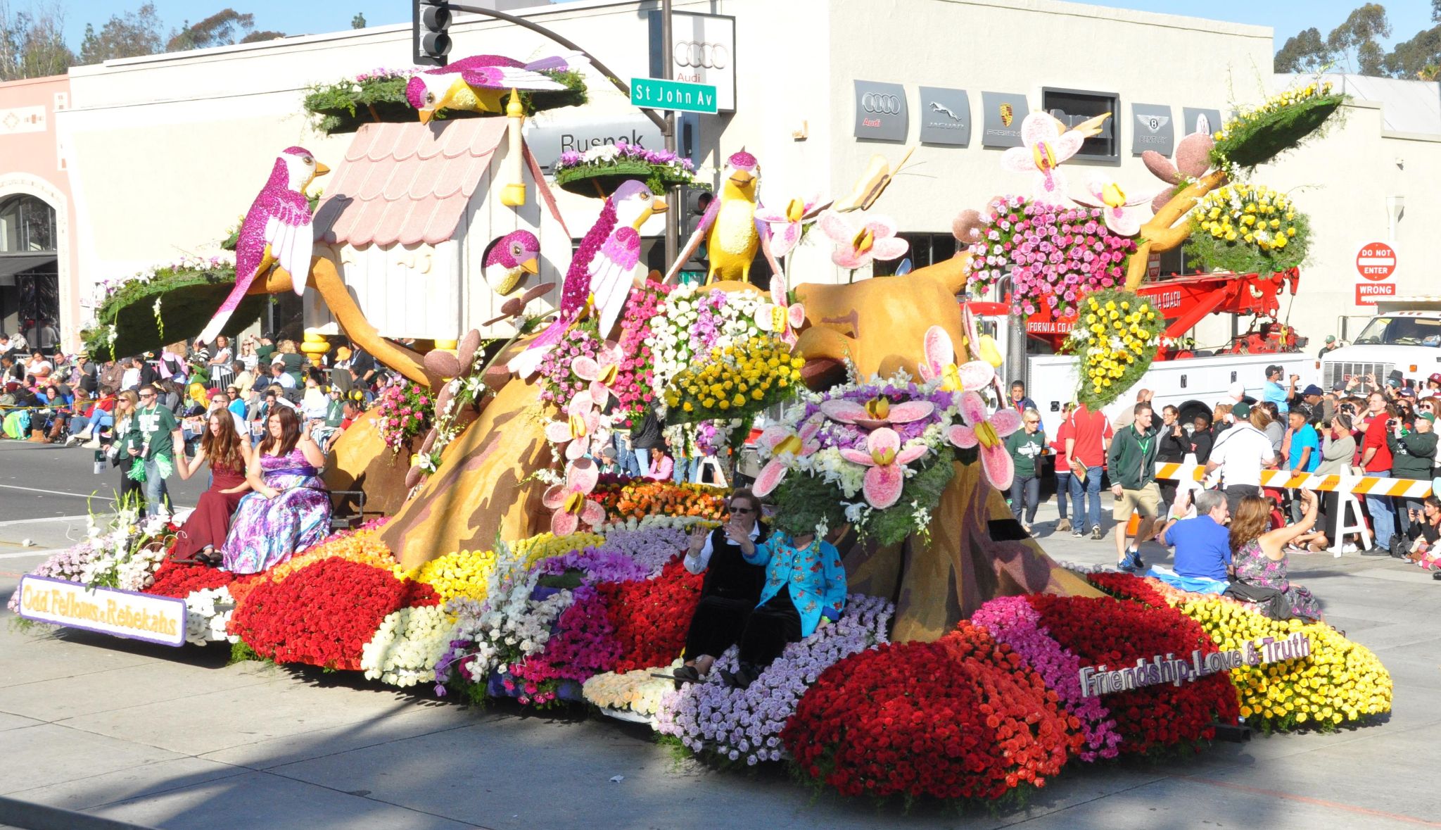 Odd Fellows and Rebekahs (a), Tournament of Roses Parade, Pasadena, CA - 2014-01-01
