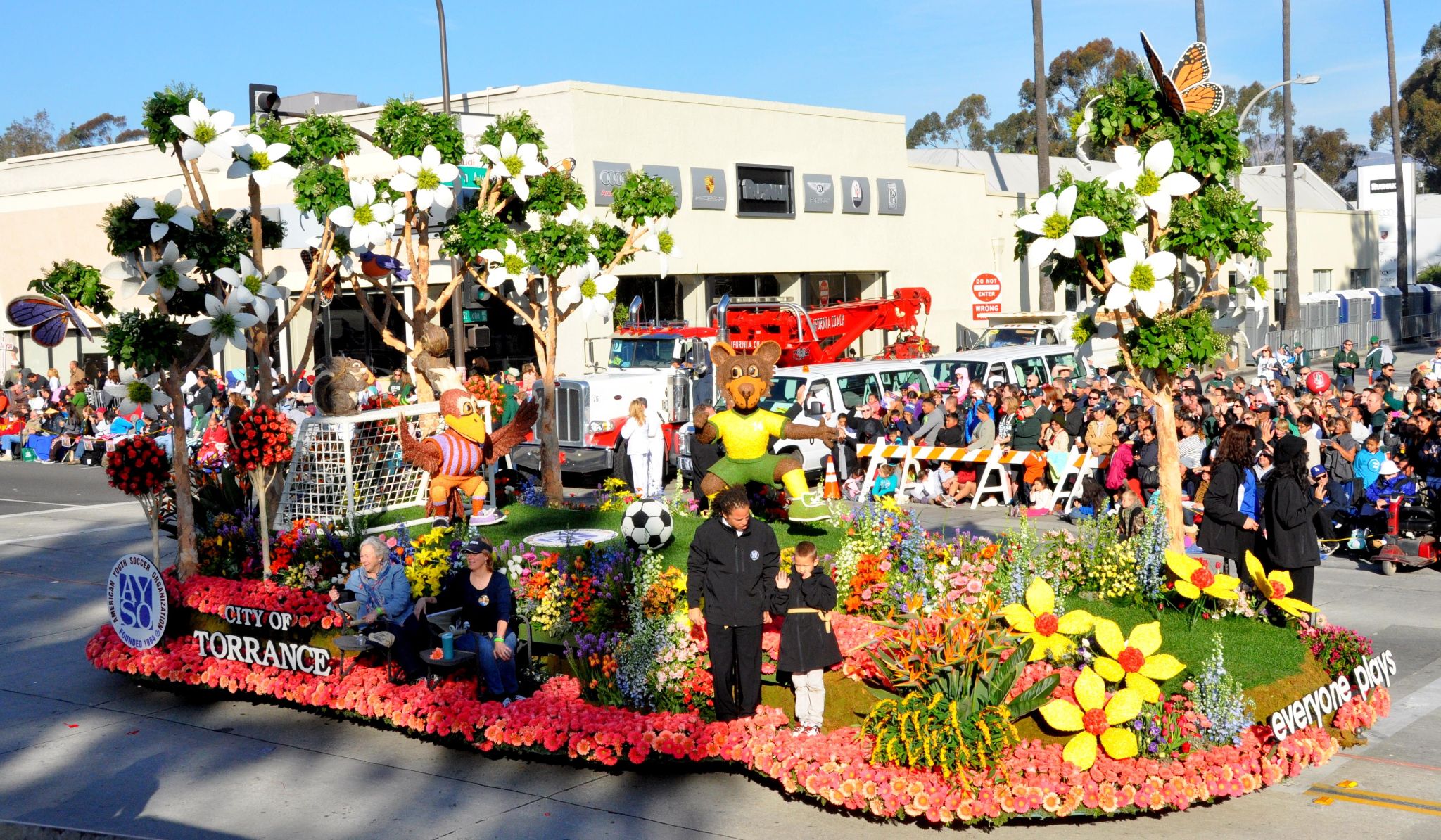 Torrence Rose Float Association (a), Tournament of Roses Parade, Pasadena, CA - 2014-01-01