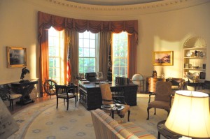 Gerald R. Ford Presidential Museum (l1 - Oval Office), Grand Rapids, MI - 2104-08-28