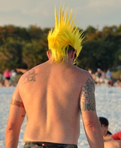 Yellow Spiked Hair, Siesta Beach, FL - 2015-04-05