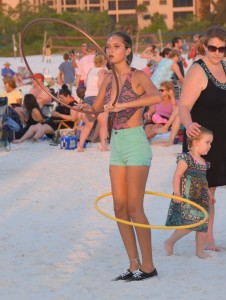 She was even able to use two hula hoops simultaneously