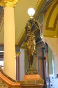 Iowa State Capitol (Grand Staircase Light Statue), Des Moines, IA - 2016-06-30