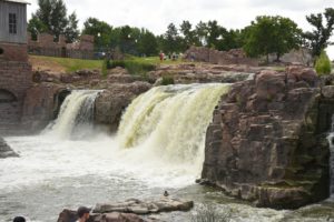 Middle Falls (c), Falls Park, Sioux Falls, SD - 2016-07-02