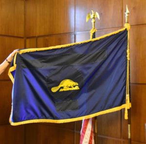 Oregon State Capitol (Back of Oregon State Flag), Salem, OR - 2016-07-29