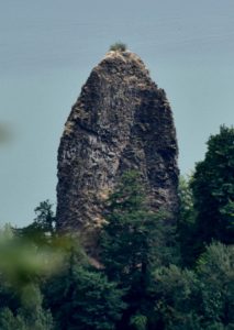 Rooster Rock from Chanticleer Point, Historic US Route 30 - 2016-07-23