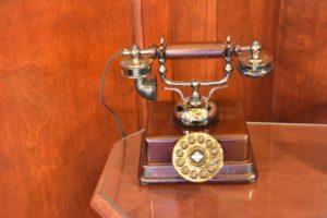State Capitol (Governor's Reception Office - Antique Phone), Pierre, SD - 2106-07-05