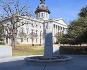 state-capitol-grounds-law-enforcement-monument-columbia-sc-2017-01-05