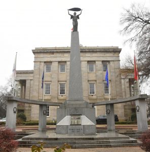 state-capitol-grounds-wwi-wwii-veterans-monument-a-raleigh-nc-2017-01-03