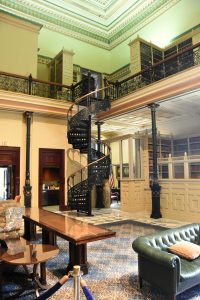 state-capitol-joint-legislative-conference-room-round-staircase-a-columbia-sc-2017-01-05